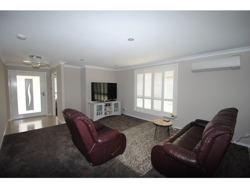 11 Bowerbird St, South Nowra NSW 2541