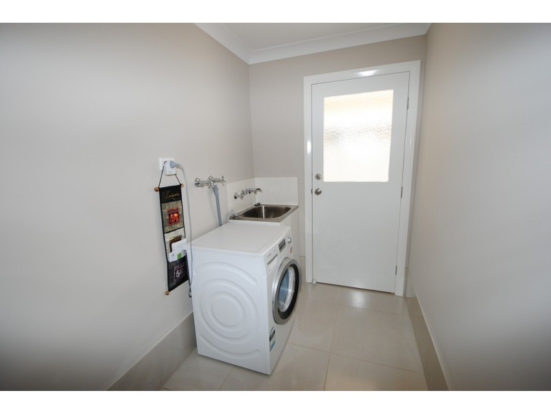 11 Bowerbird St, South Nowra NSW 2541