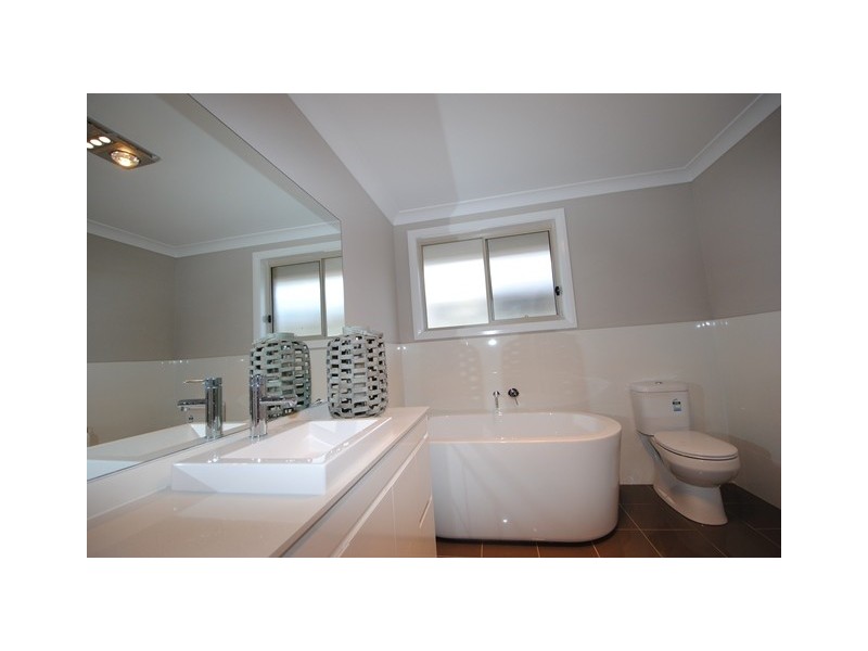 11 Bowerbird St, South Nowra NSW 2541