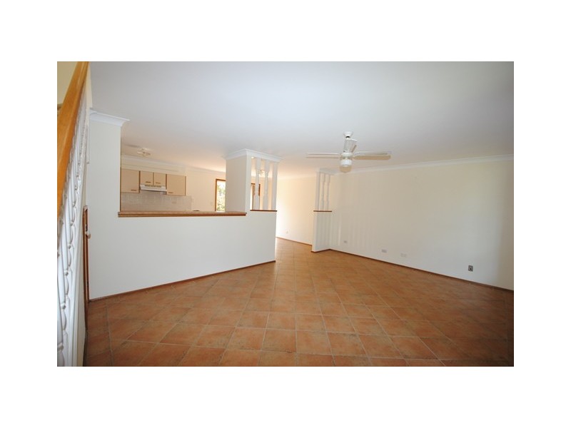 2/5 Nowra Street, Huskisson NSW 2540