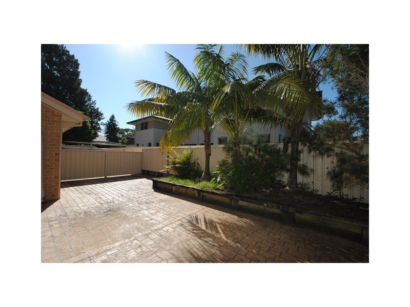 2/5 Nowra Street, Huskisson NSW 2540