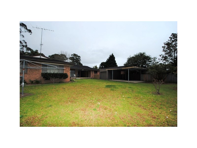 24 Cocos Palm Drive, Bomaderry NSW 2541