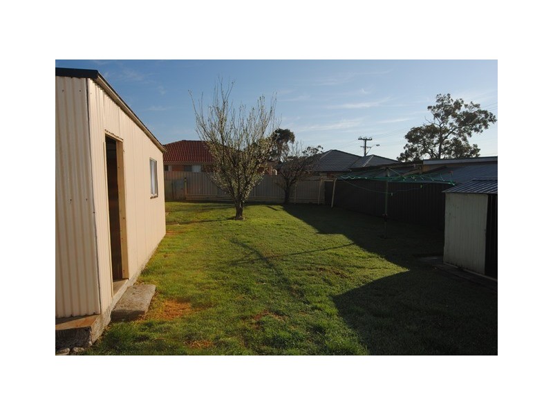 3 Mulgen, Bomaderry NSW 2541