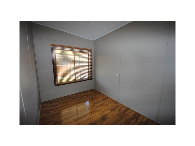 8 Edward Street, Vincentia NSW 2540