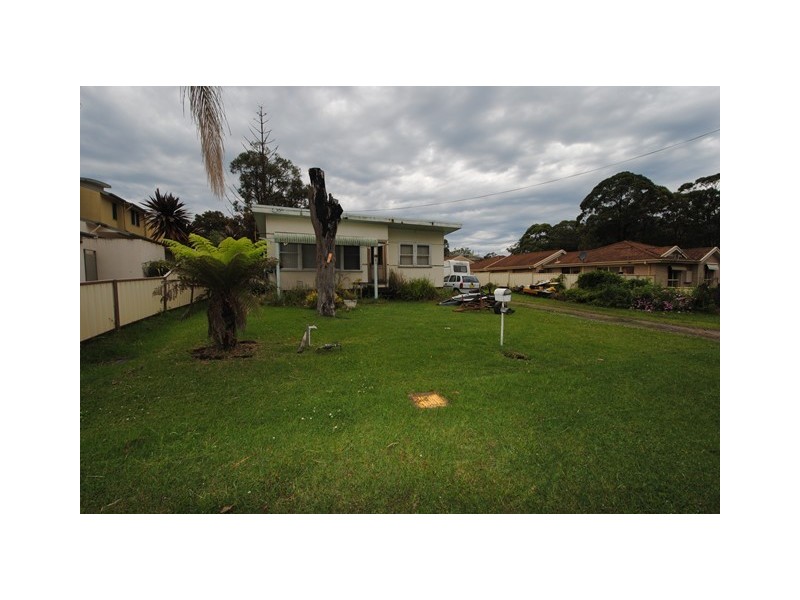 82 Currambene Street, Huskisson NSW 2540