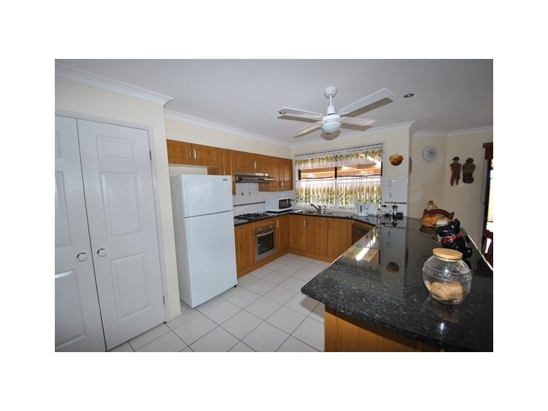 15 Carrington Park Drive, Nowra NSW 2541