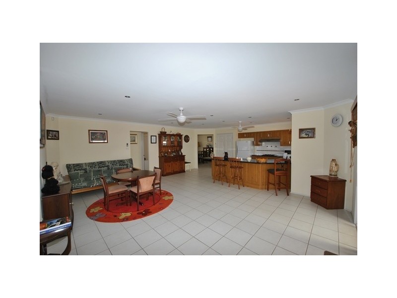 15 Carrington Park Drive, Nowra NSW 2541