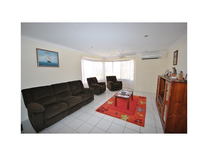 15 Carrington Park Drive, Nowra NSW 2541