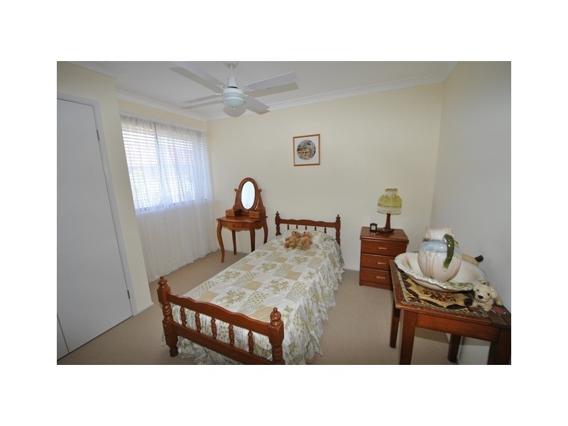 15 Carrington Park Drive, Nowra NSW 2541