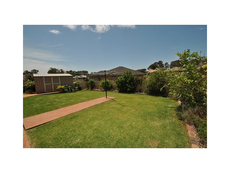 15 Carrington Park Drive, Nowra NSW 2541