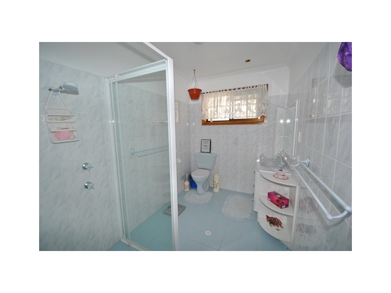 80 Basin View Parade, Basin View NSW 2540