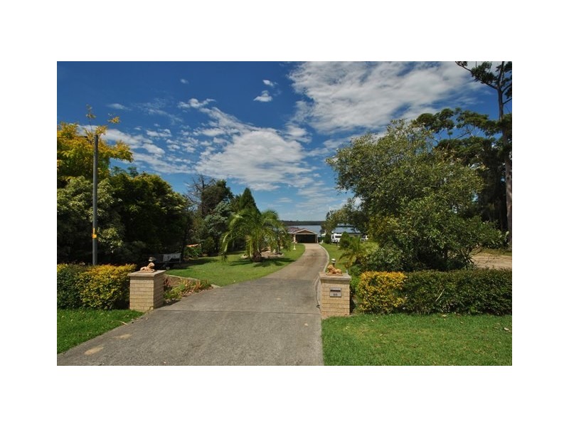 80 Basin View Parade, Basin View NSW 2540