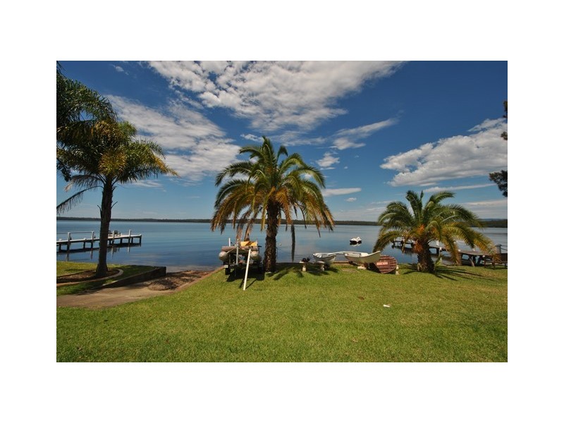 80 Basin View Parade, Basin View NSW 2540