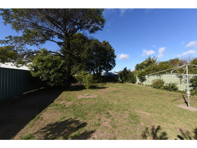 10 Albatross Road, Nowra NSW 2541