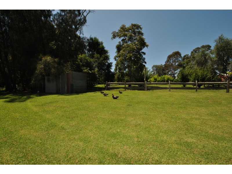 23 Deane Street, St Georges Basin NSW 2540