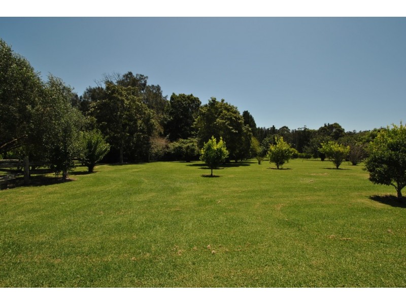 23 Deane Street, St Georges Basin NSW 2540