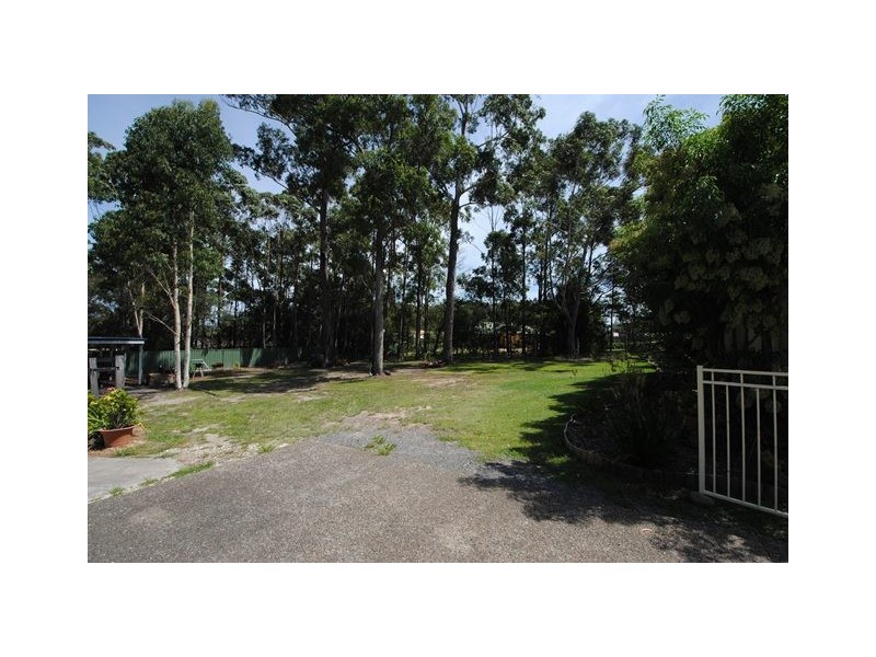 22 Durnford Place, St Georges Basin NSW 2540