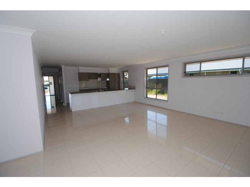 14 Osprey Road, South Nowra NSW 2541
