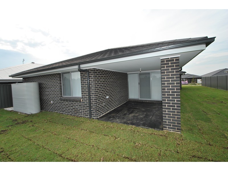 14 Osprey Road, South Nowra NSW 2541