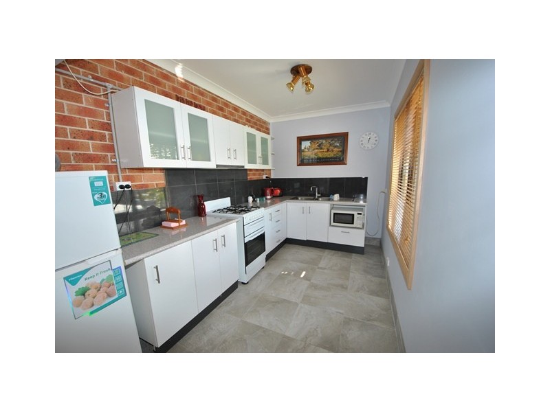 16 Walmer Avenue, Sanctuary Point NSW 2540