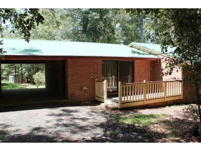 5 Fisherman Road, St Georges Basin NSW 2540