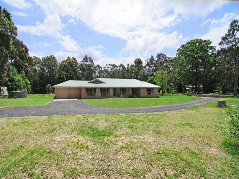 37 Seasongood Road, Woollamia NSW 2540