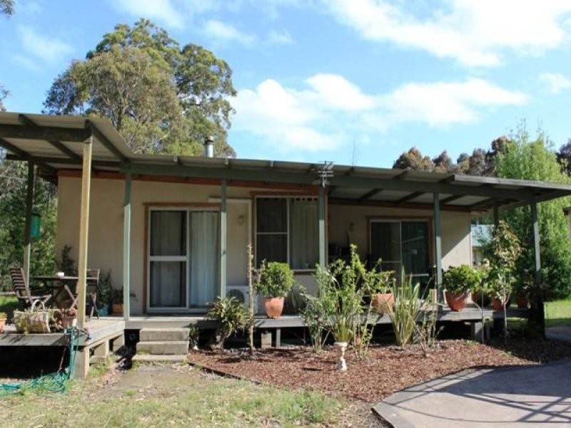 37 Seasongood Road, Woollamia NSW 2540