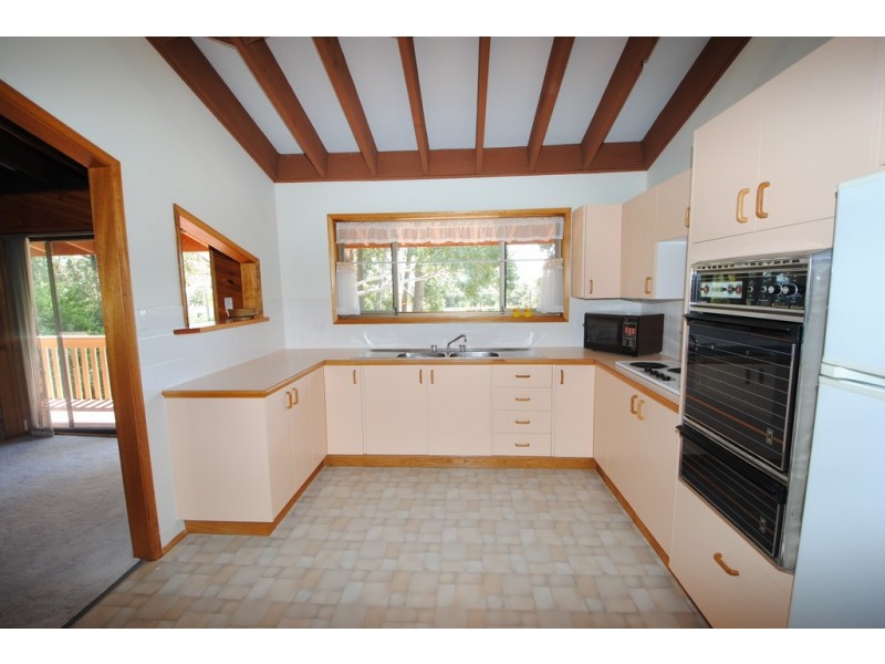 69 Colloden Ave, Vincentia NSW 2540