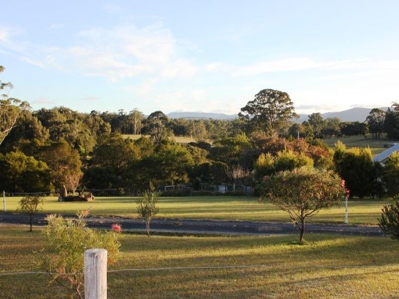 45 Hayward Road, Wandandian NSW 2540