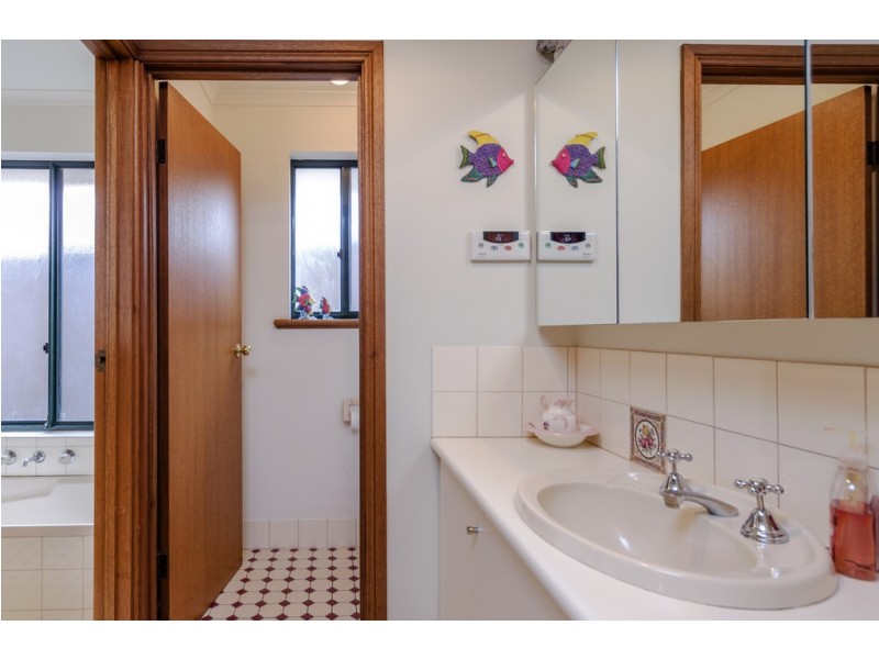 63 Aldinga Road, Willunga SA 5172