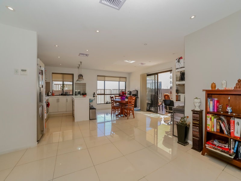 4 Woodrose Court, Huntfield Heights SA 5163
