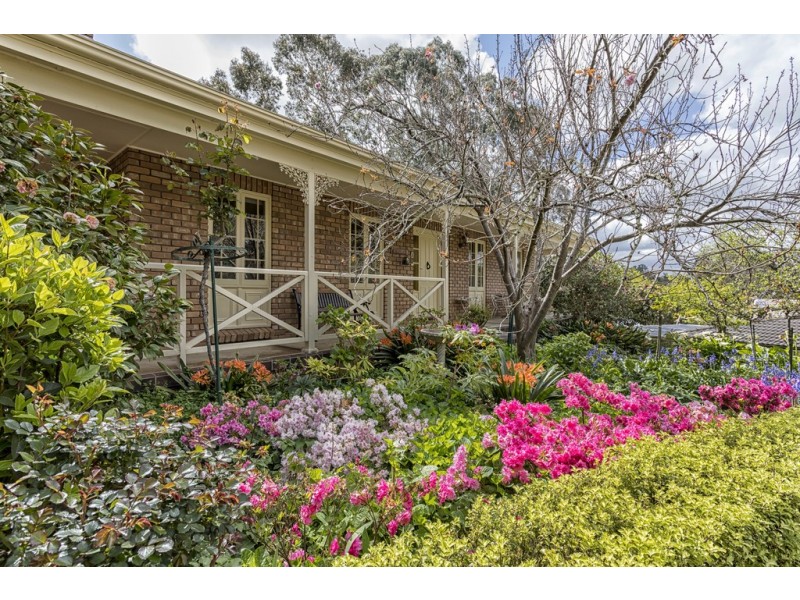 5 Rangeview Rise, Aberfoyle Park SA 5159