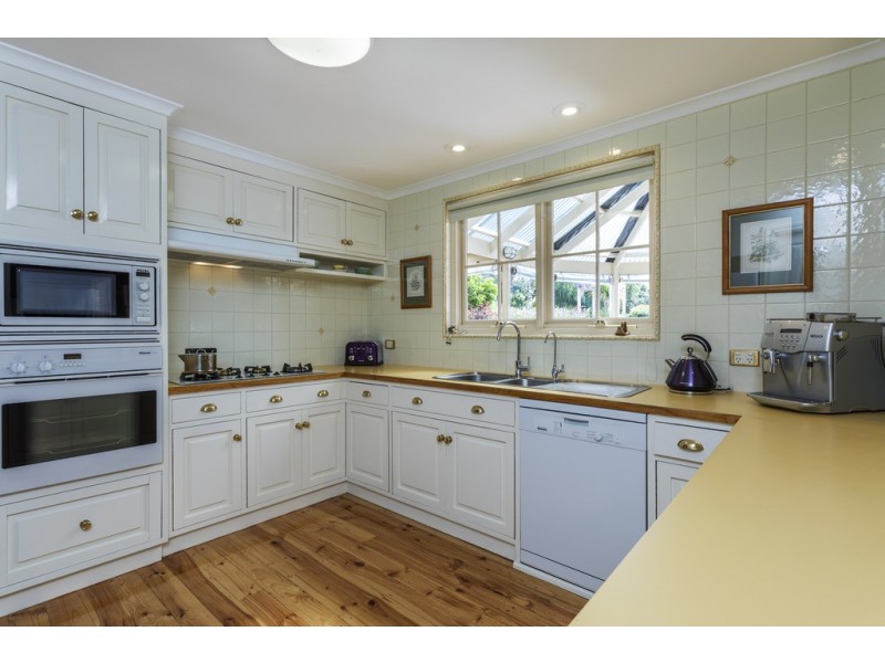 5 Rangeview Rise, Aberfoyle Park SA 5159