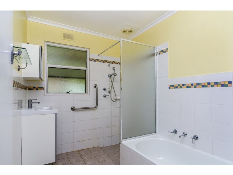 13 Karyn Crescent, Morphett Vale SA 5162