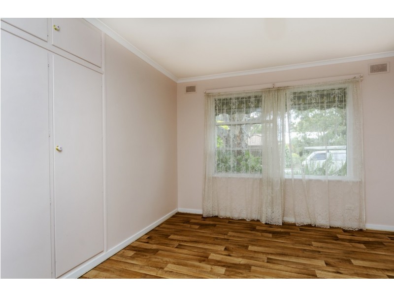 13 Karyn Crescent, Morphett Vale SA 5162