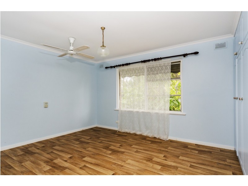 13 Karyn Crescent, Morphett Vale SA 5162