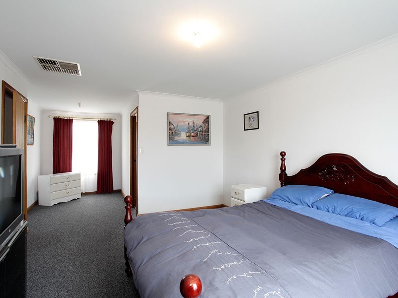 10 Spriggs Road, Onkaparinga Hills SA 5163