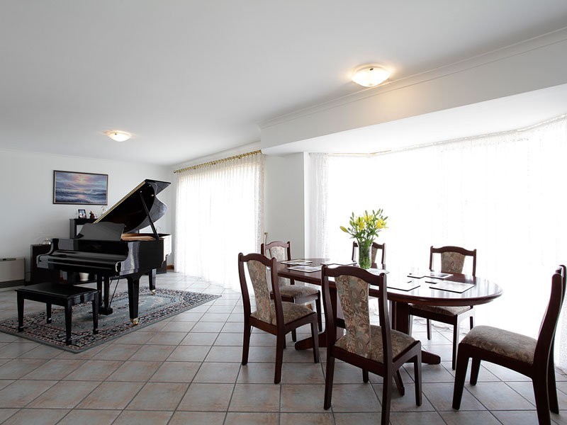 10 Spriggs Road, Onkaparinga Hills SA 5163