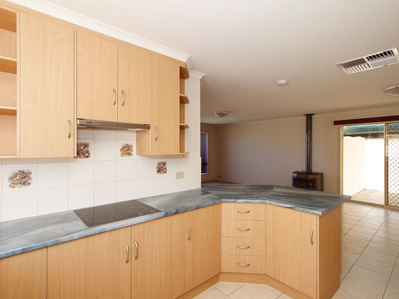 11 Pebble Court, Aldinga Beach SA 5173
