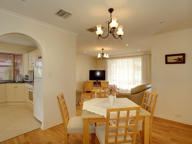 70 Grand Boulevard, Seaford Rise SA 5169