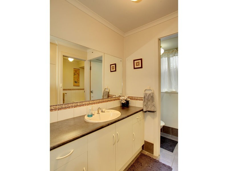 80 Carbenet Drive, Hackham SA 5163