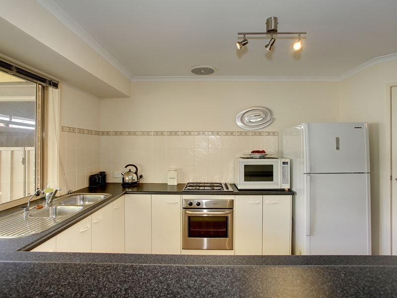 20 Kingswood Avenue, Onkaparinga Hills SA 5163