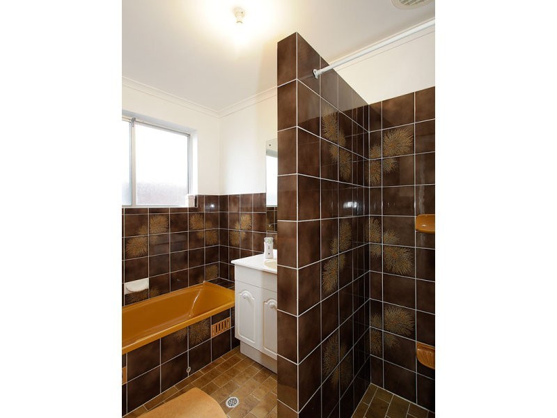 96 Brentwood Drive, Huntfield Heights SA 5163