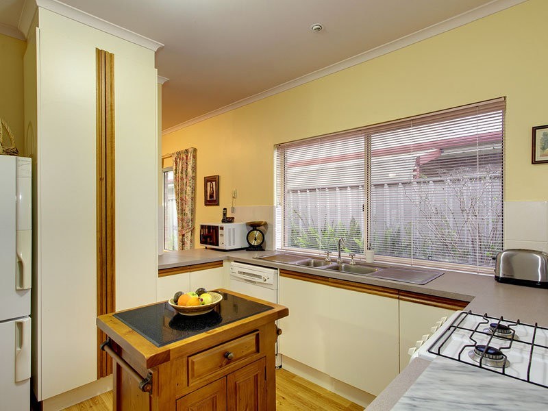 7 Bass Court, Woodcroft SA 5162