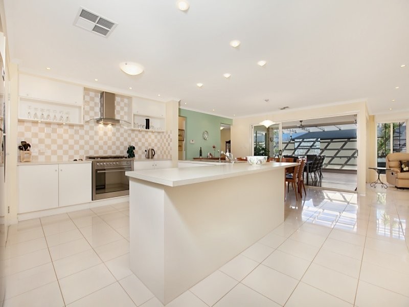 1 Marine Place, Seaford Rise SA 5169