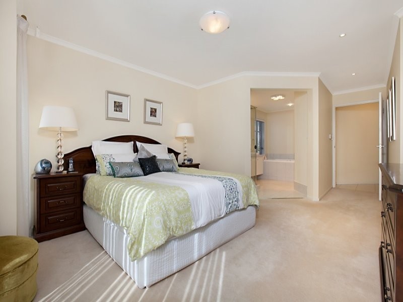 1 Marine Place, Seaford Rise SA 5169