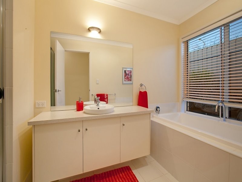 1 Marine Place, Seaford Rise SA 5169