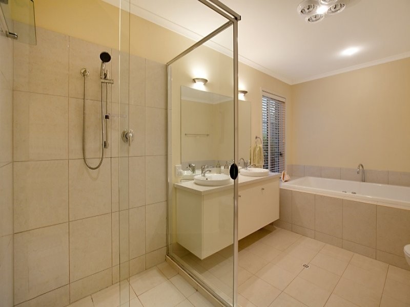 1 Marine Place, Seaford Rise SA 5169