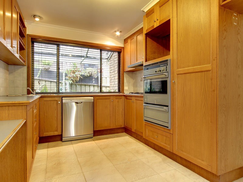 51 Tania Drive, Aberfoyle Park SA 5159