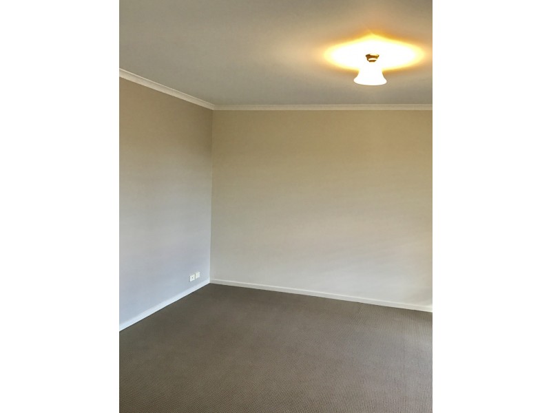1 Teusner Drive, Morphett Vale SA 5162